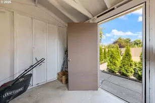 105 SE Berry St, Lebanon, OR 97355 - Photo 45