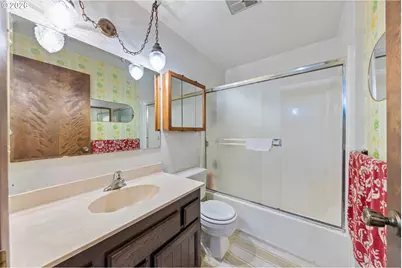 105 SE Berry St, Lebanon, OR 97355 - Photo 23