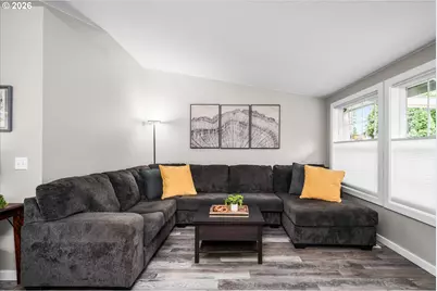 2738 Dayna Ln, Eugene, OR 97408 - Photo 7