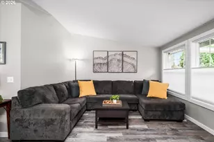 2738 Dayna Ln, Eugene, OR 97408 - Photo 7