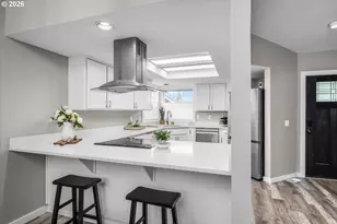 2738 Dayna Ln, Eugene, OR 97408 - Photo 15