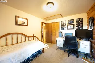 173 Park St, Glide, OR 97443 - Photo 21