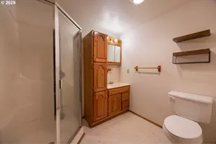 173 Park St, Glide, OR 97443 - Photo 27