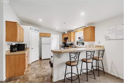 1041 NE 14th Ave, Rockaway Beach, OR 97136 - Photo 7