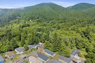 1041 NE 14th Ave, Rockaway Beach, OR 97136 - Photo 29