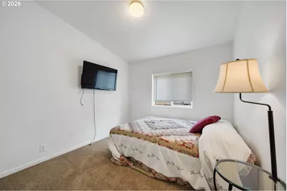 1041 NE 14th Ave, Rockaway Beach, OR 97136 - Photo 11