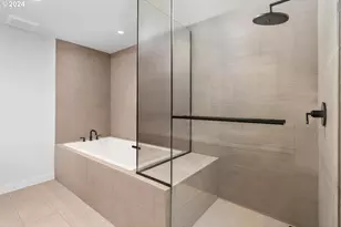 2795 NW Thurman St, Portland, OR 97210 - Photo 35