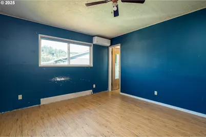 201 Ponderosa Dr, Kelso, WA 98626 - Photo 17