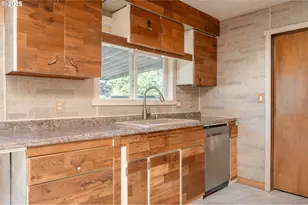 201 Ponderosa Dr, Kelso, WA 98626 - Photo 13