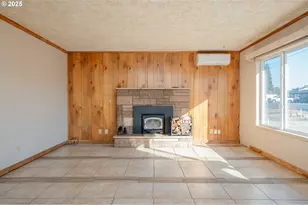 201 Ponderosa Dr, Kelso, WA 98626 - Photo 5