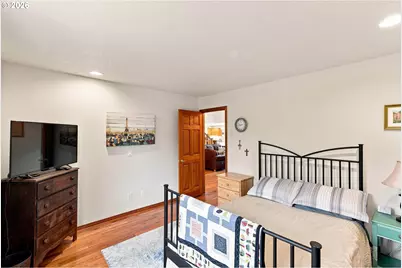 2060 Timberline Dr, Coos Bay, OR 97420 - Photo 13