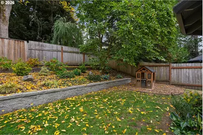 9324 SW 42nd Ave, Portland, OR 97219 - Photo 23