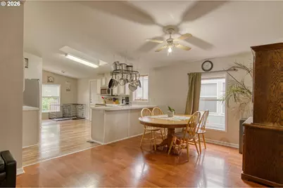 2154 Oregon St #113, Saint Helens, OR 97051 - Photo 11