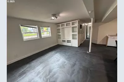 911 Division Ave, La Grande, OR 97850 - Photo 21