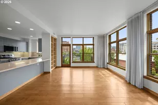 820 NW 12th Ave, Portland, OR 97209 - Photo 9