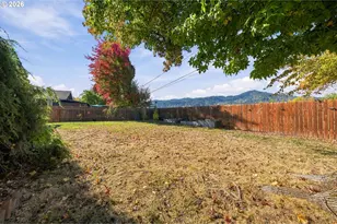 371 Hawthorne St, Sutherlin, OR 97479 - Photo 29