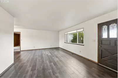 371 Hawthorne St, Sutherlin, OR 97479 - Photo 5
