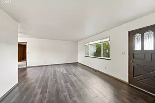 371 Hawthorne St, Sutherlin, OR 97479 - Photo 5