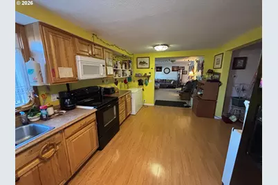 752 S Sunrise Dr, Jefferson, OR 97352 - Photo 5