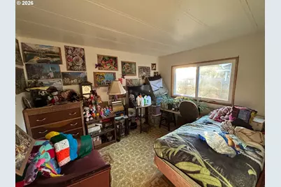 752 S Sunrise Dr, Jefferson, OR 97352 - Photo 9