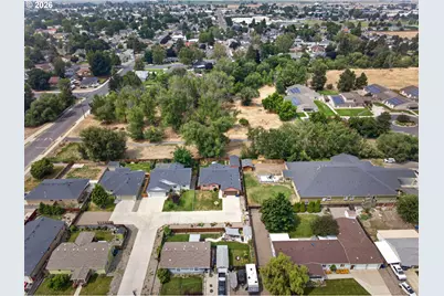 2995 Walnut St, Baker City, OR 97814 - Photo 3