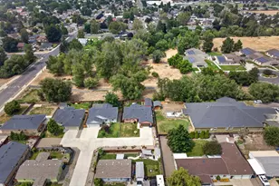 2995 Walnut St, Baker City, OR 97814 - Photo 3