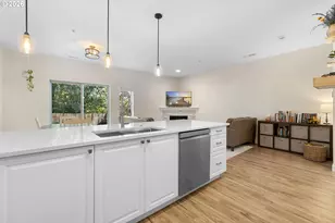 11490 SE Aquila St, Happy Valley, OR 97086 - Photo 9