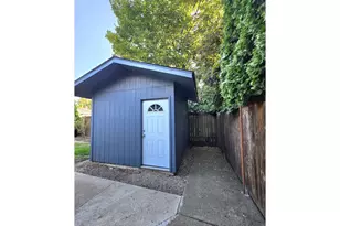 2916 Elysium Ave, Eugene, OR 97401 - Photo 29