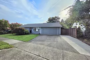 2916 Elysium Ave, Eugene, OR 97401 - Photo 1