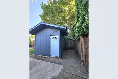 2916 Elysium Ave, Eugene, OR 97401 - Photo 27
