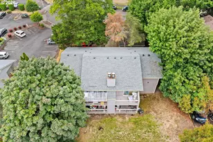12195 SW Spur Ct, Beaverton, OR 97008 - Photo 5