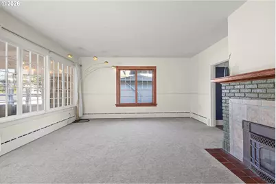 1131 Commercial Ave, Coos Bay, OR 97420 - Photo 9