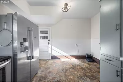 1131 Commercial Ave, Coos Bay, OR 97420 - Photo 17