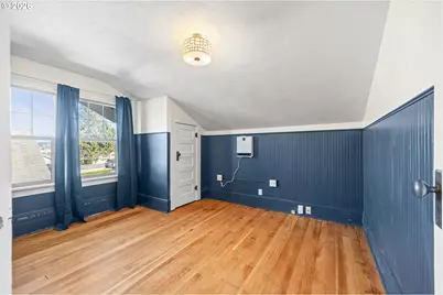 1131 Commercial Ave, Coos Bay, OR 97420 - Photo 29