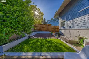 1131 Commercial Ave, Coos Bay, OR 97420 - Photo 39