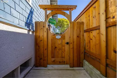 1131 Commercial Ave, Coos Bay, OR 97420 - Photo 37