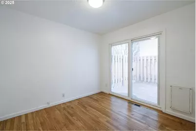 4539 SE 97th Ave, Portland, OR 97266 - Photo 9