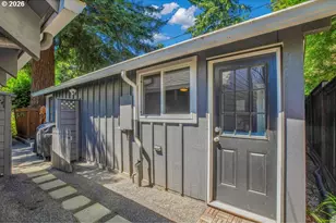 828 7th St, Lake Oswego, OR 97034 - Photo 37