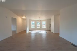 15205 SE Michelle Dr, Clackamas, OR 97015 - Photo 31