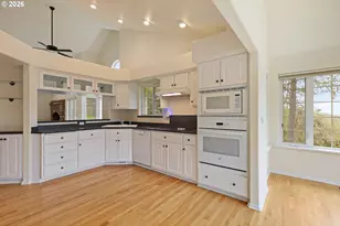 441 Gem Dr, Roseburg, OR 97471 - Photo 15