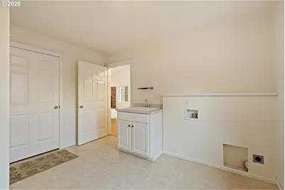 441 Gem Dr, Roseburg, OR 97471 - Photo 37