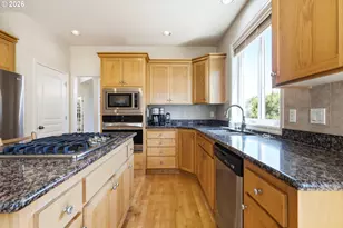 15946 SE Henderson Way, Portland, OR 97236 - Photo 11