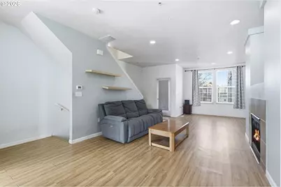 844 SE Woodrow Ln, Hillsboro, OR 97123 - Photo 11