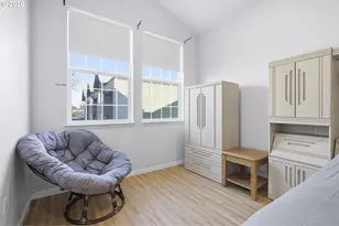 844 SE Woodrow Ln, Hillsboro, OR 97123 - Photo 29