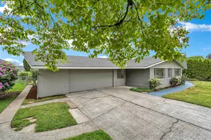 11731 NE Fargo Ct, Portland, OR 97220 - Photo 3