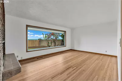 11731 NE Fargo Ct, Portland, OR 97220 - Photo 7