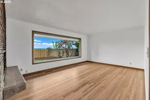 11731 NE Fargo Ct, Portland, OR 97220 - Photo 7