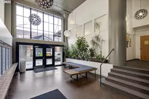 1314 NW Irving St, Portland, OR 97209 - Photo 29