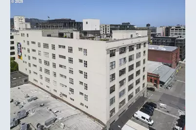 1314 NW Irving St #212, Portland, OR 97209 - Photo 35
