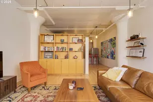 1314 NW Irving St, Portland, OR 97209 - Photo 5